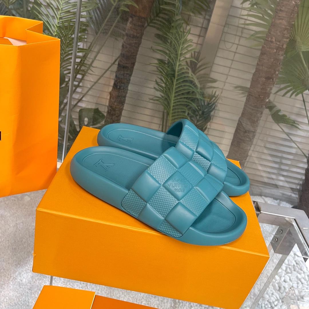 Louis Vuitton Waterfront Mules   1AAR9D - DopestKickz