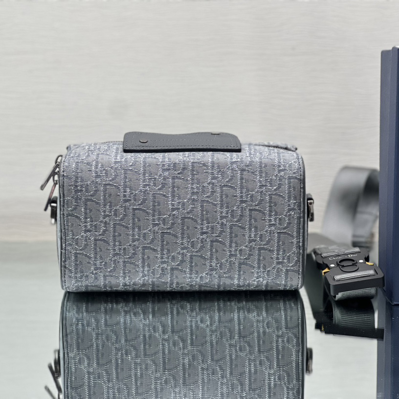 Dior Lingot 22 Bag - DopestKickz