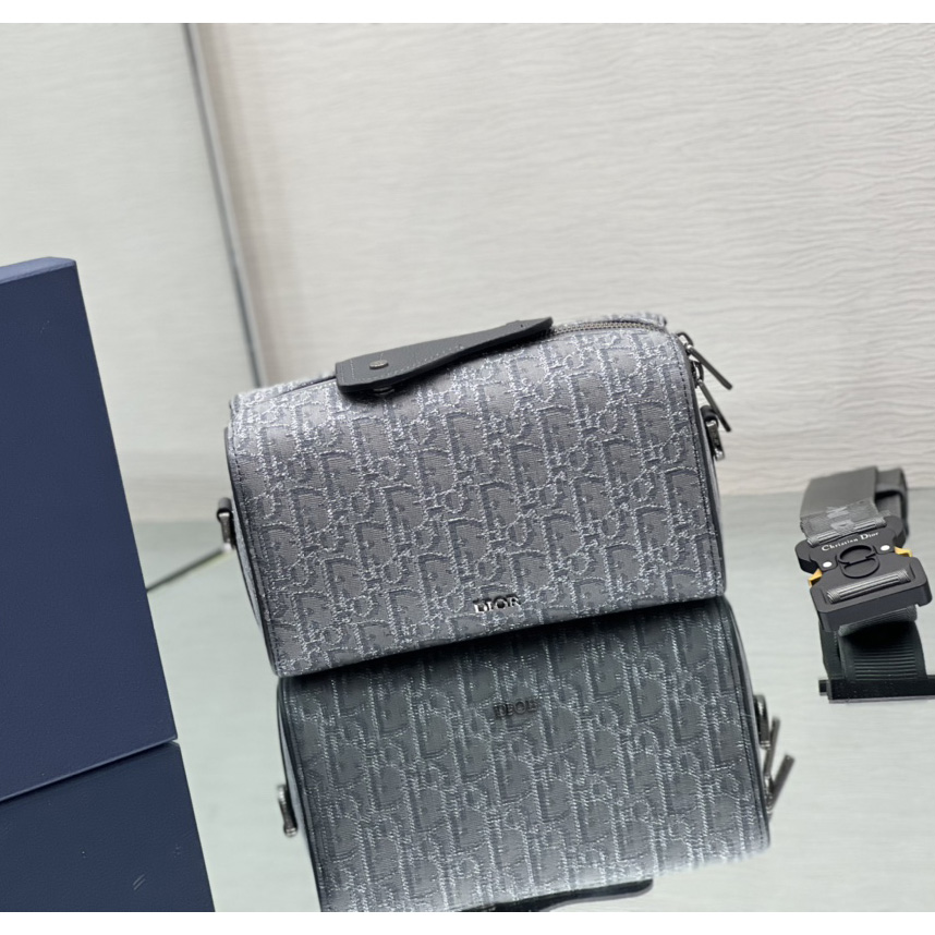 Dior Lingot 22 Bag - DopestKickz