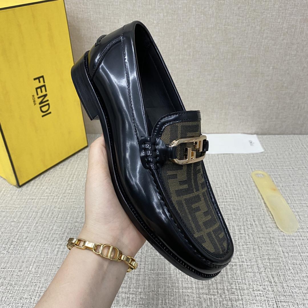 Fendi O-Lock Loafers - DopestKickz