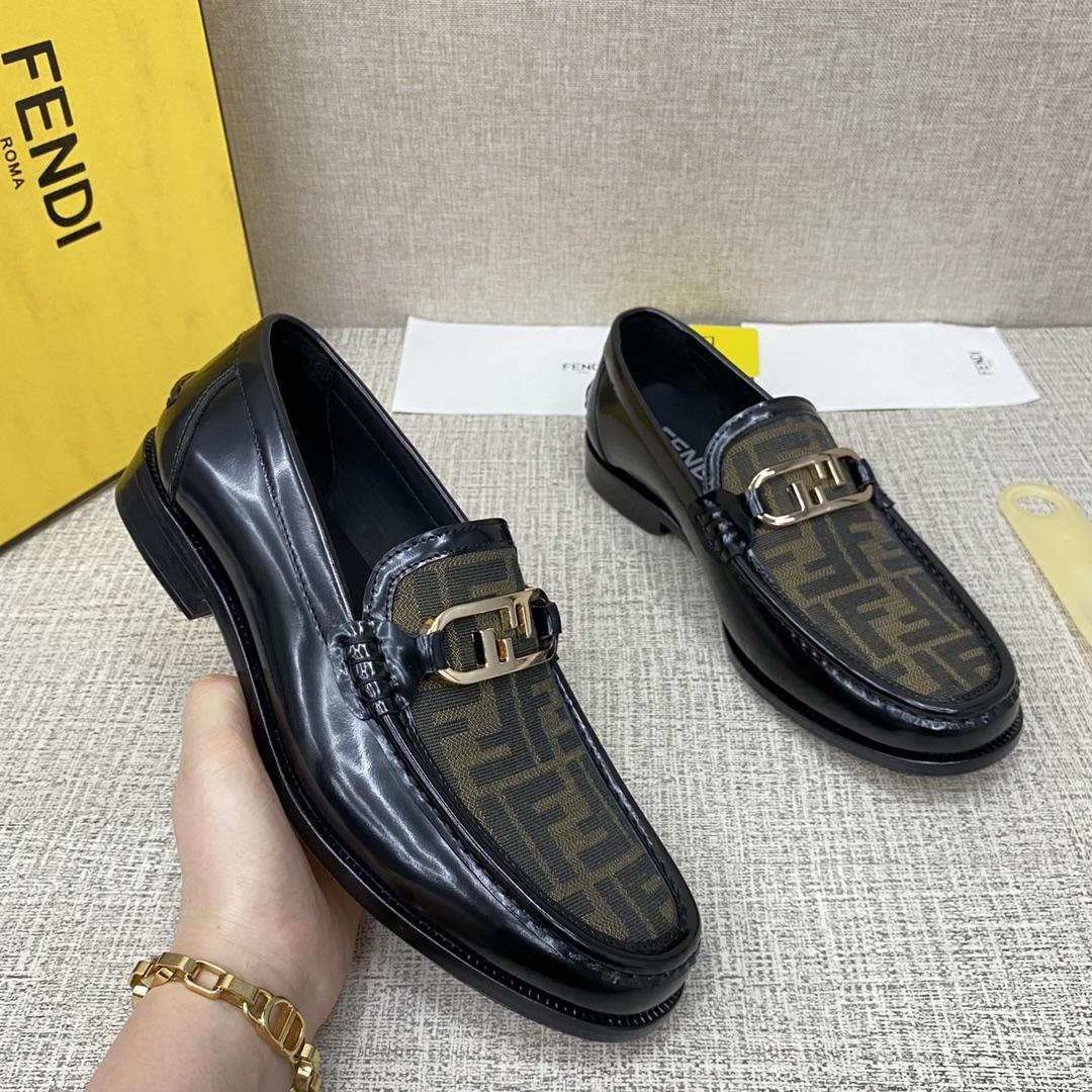 Fendi O-Lock Loafers - DopestKickz