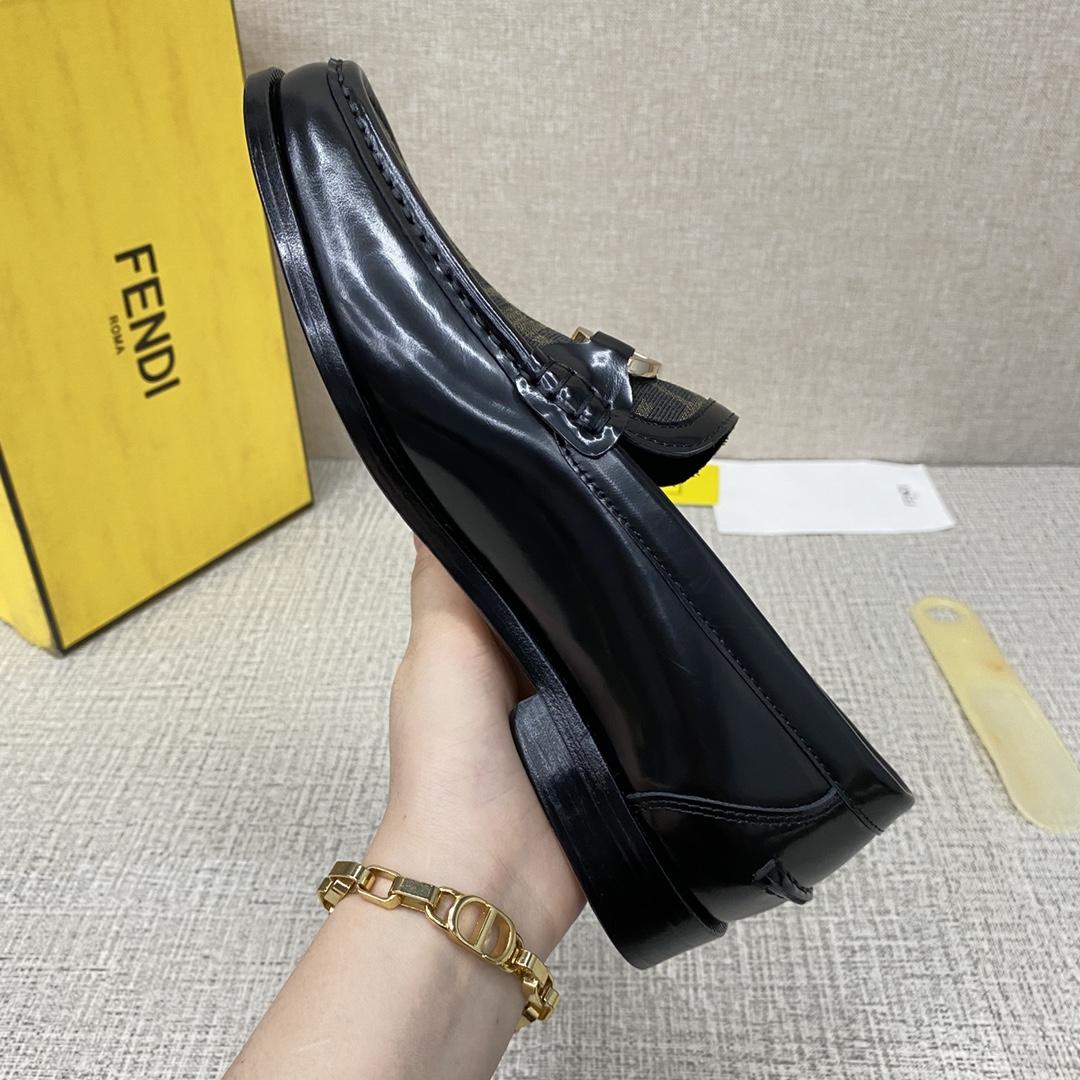Fendi O-Lock Loafers - DopestKickz