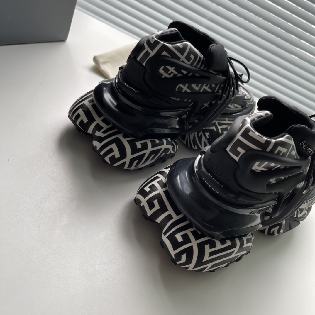 Balmain Unicorn Sneakers - DopestKickz