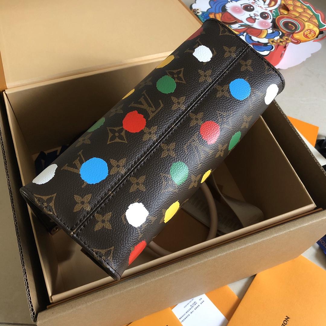 Louis Vuitton LV x YK OnTheGo PM​ (25 x 19 x 11.5 CM)   M46380 - DopestKickz