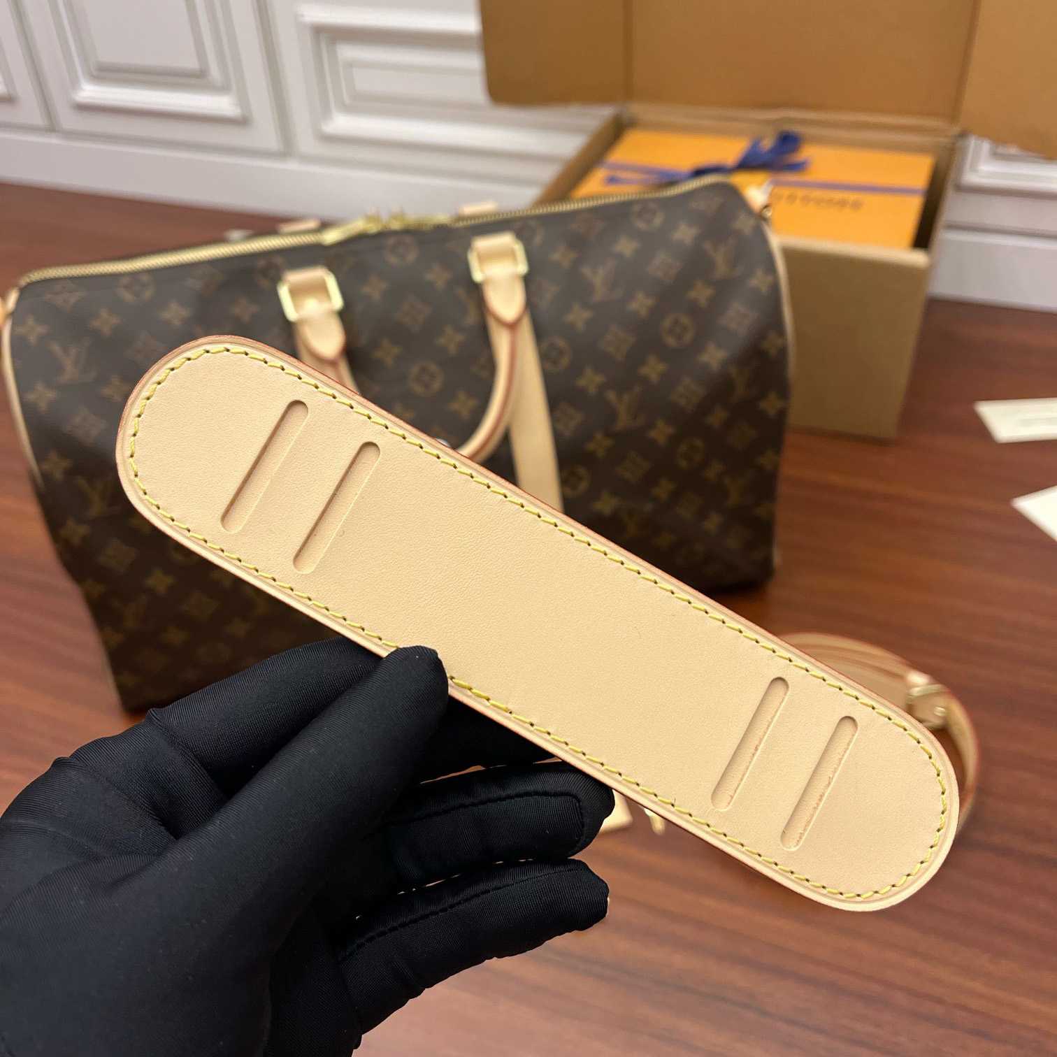 Louis Vuitton Keepall Bandoulière 45   M41418 - DopestKickz