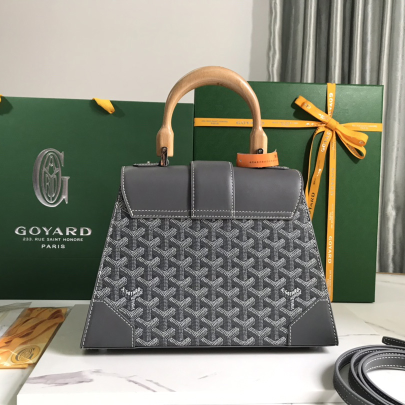 Goyard Saïgon PM Bag - DopestKickz