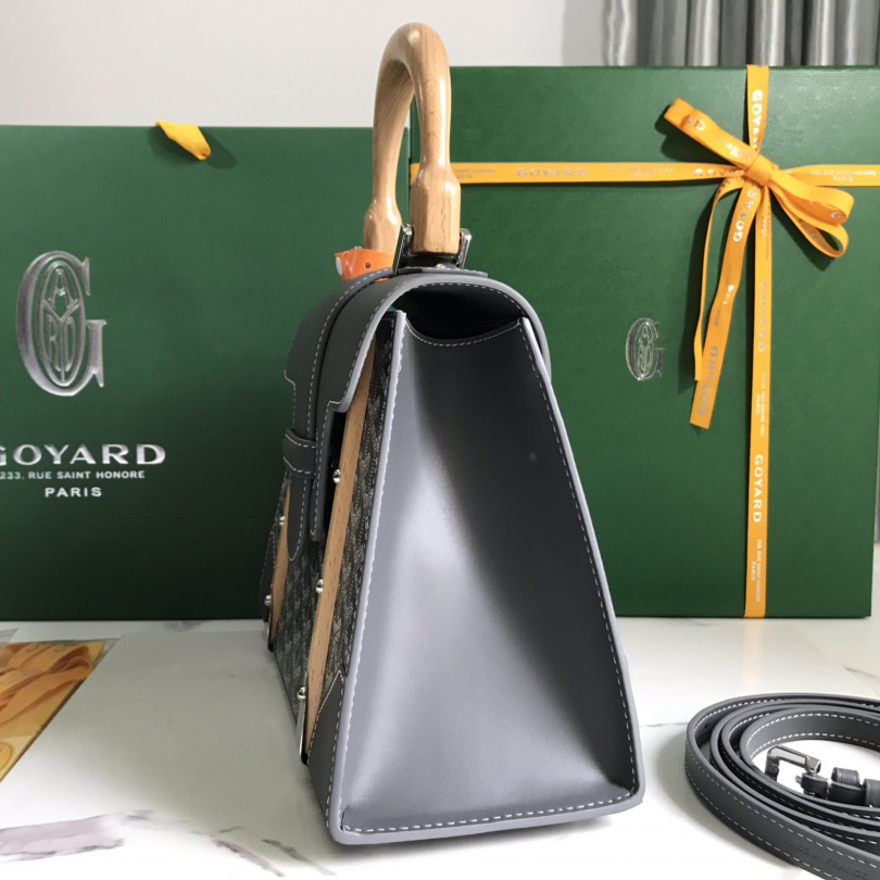 Goyard Saïgon PM Bag - DopestKickz