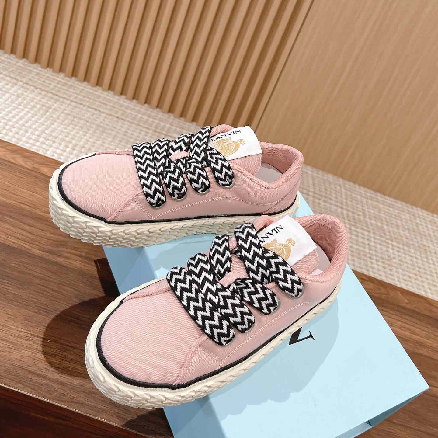 Lanvin Curbies Low-Top Sneakers - DopestKickz