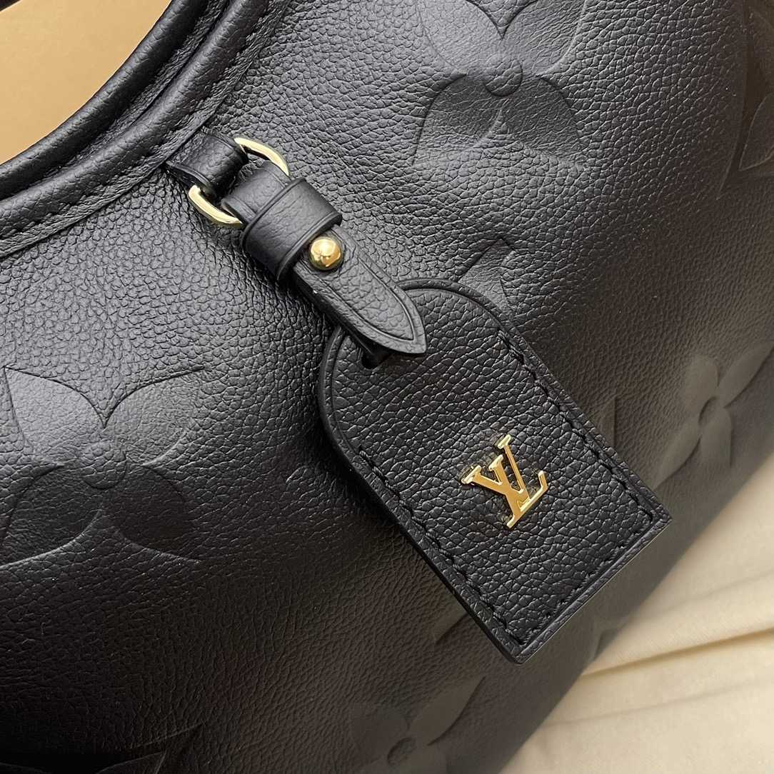 Louis Vuitton CarryAll PM            M46288 - DopestKickz