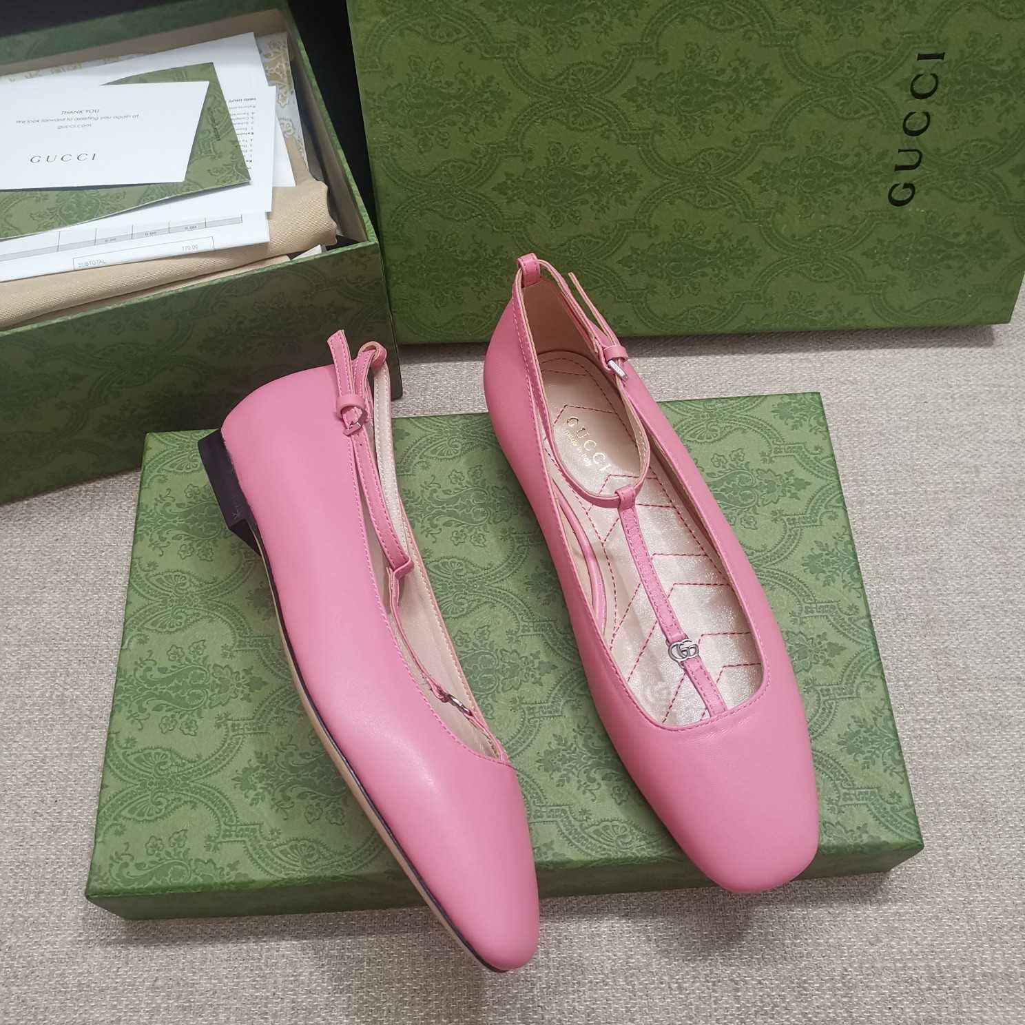 Gucci Women's Ballet Flat With Double G - DopestKickz
