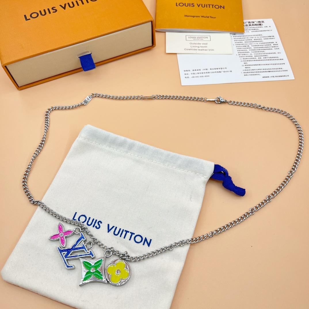 Louis Vuitton LV Instinct Necklace     M01125 - DopestKickz