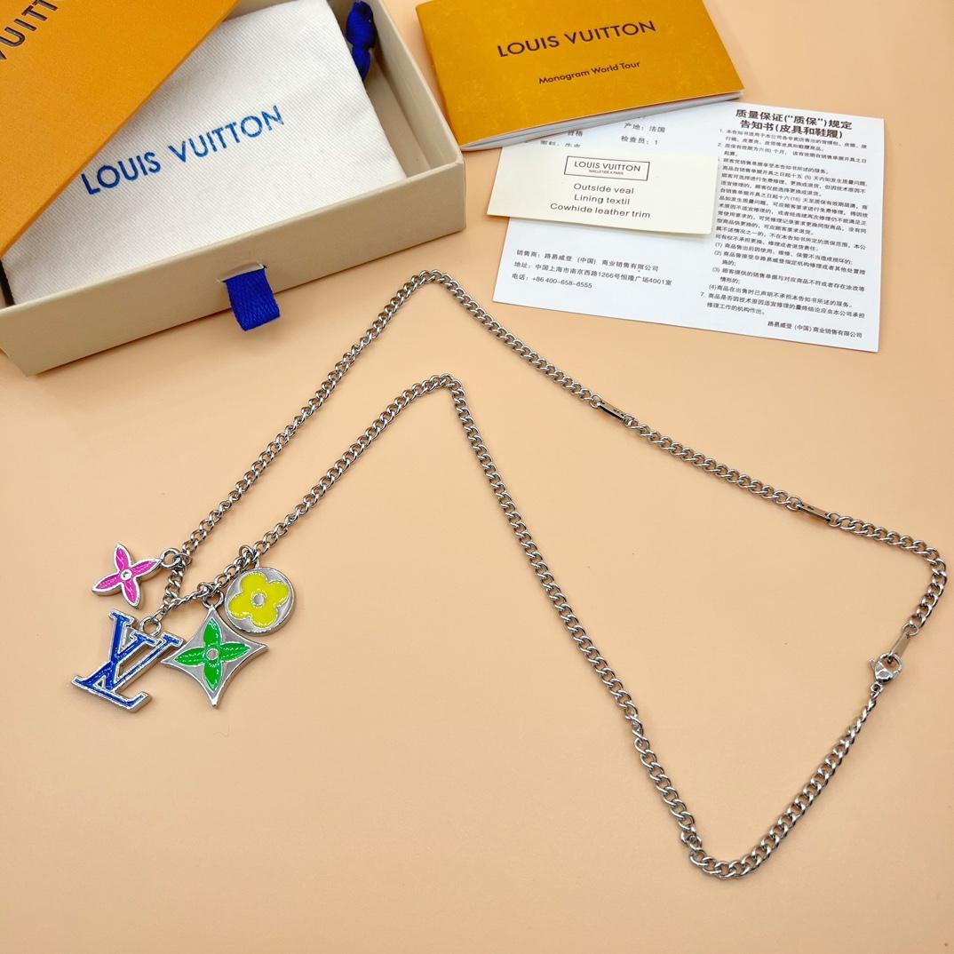 Louis Vuitton LV Instinct Necklace     M01125 - DopestKickz