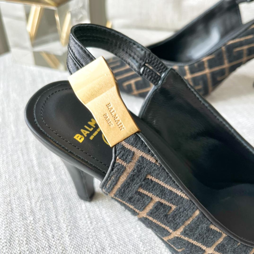 Balmain Monogram-pattern slingback Pumps - DopestKickz