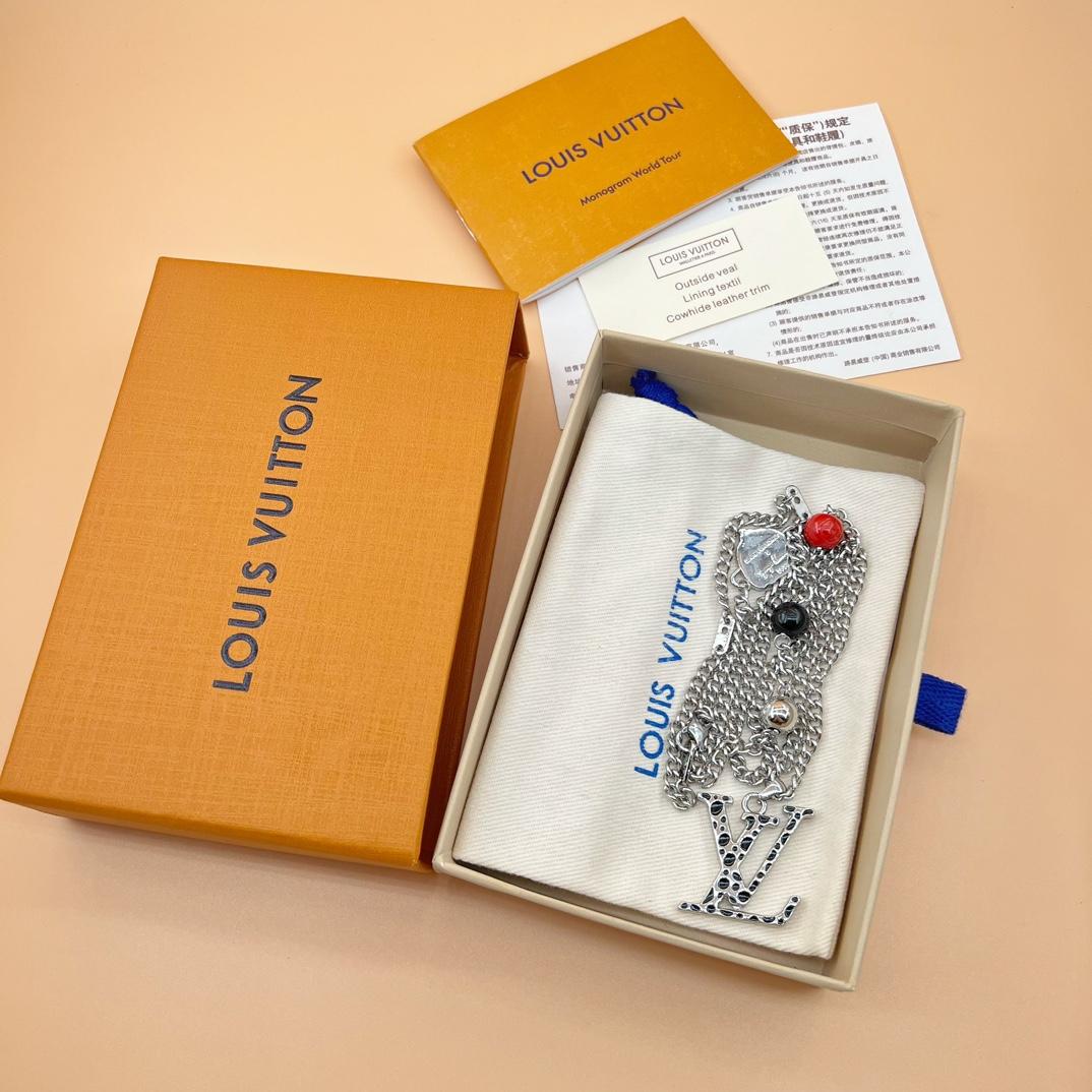 Louis Vuitton LV x YK LV Infinity Dots Pendant     M01089 - DopestKickz