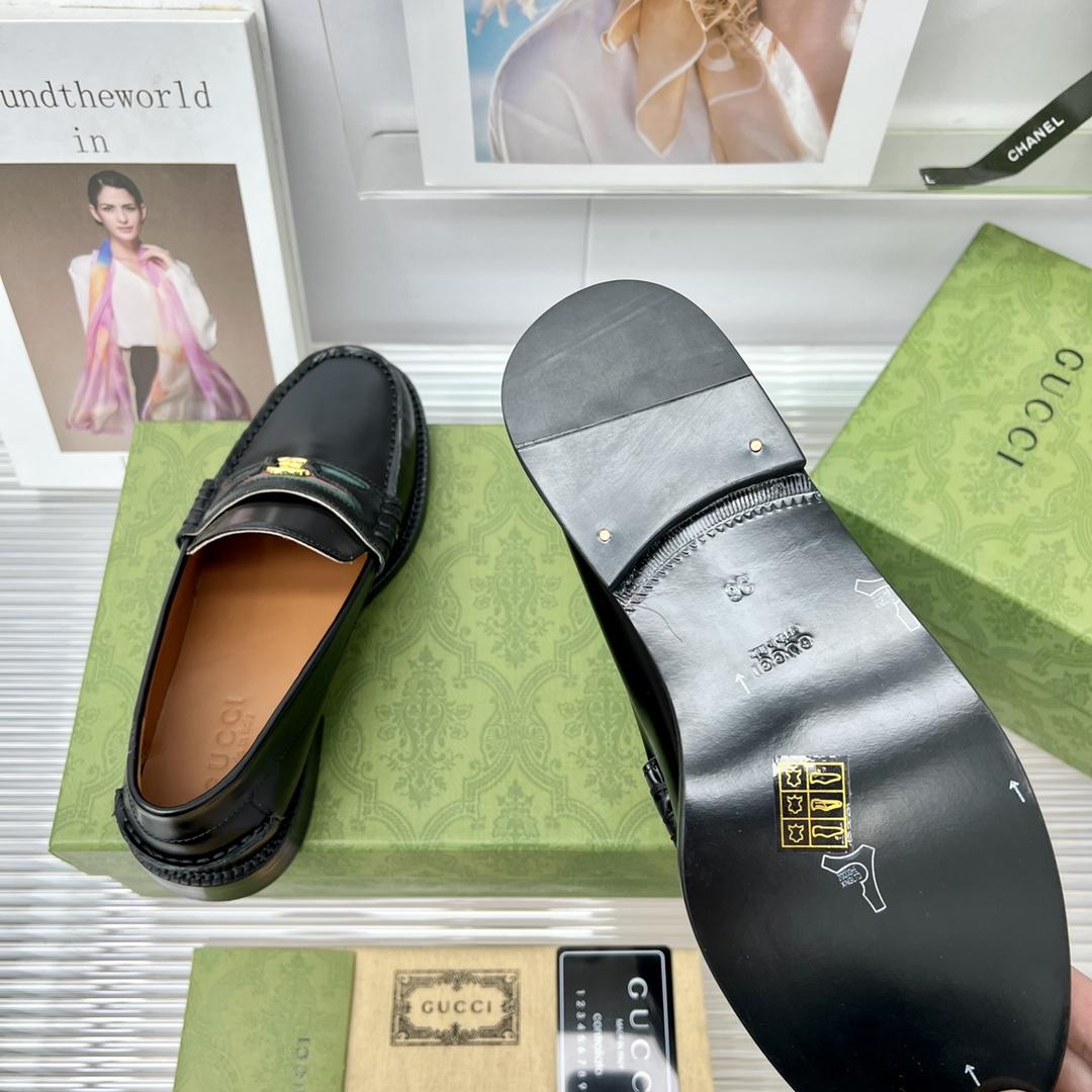 Gucci Loafer With Interlocking G - DopestKickz