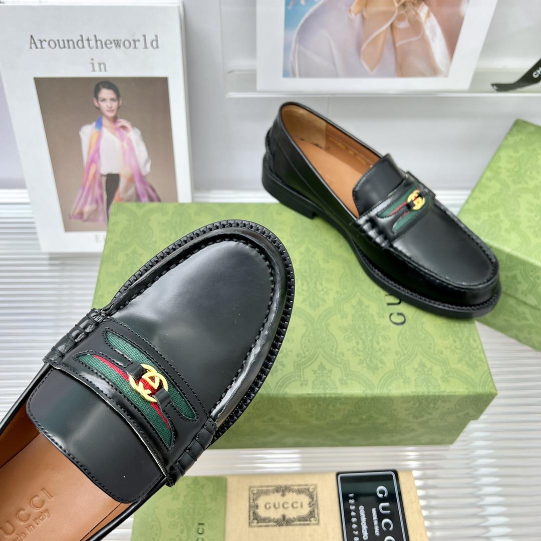 Gucci Loafer With Interlocking G - DopestKickz