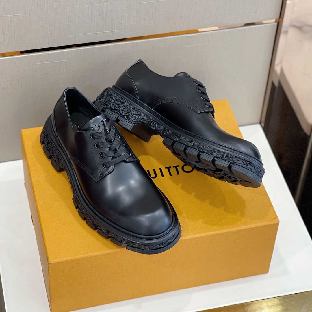Louis Vuitton LV Baroque Derby      1AAHAQ - DopestKickz