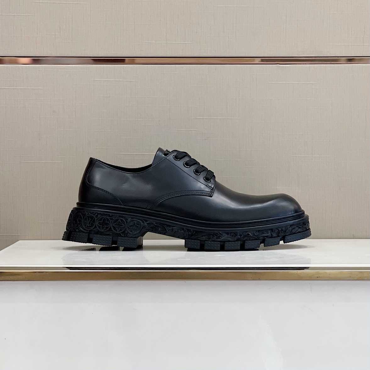 Louis Vuitton LV Baroque Derby      1AAHAQ - DopestKickz