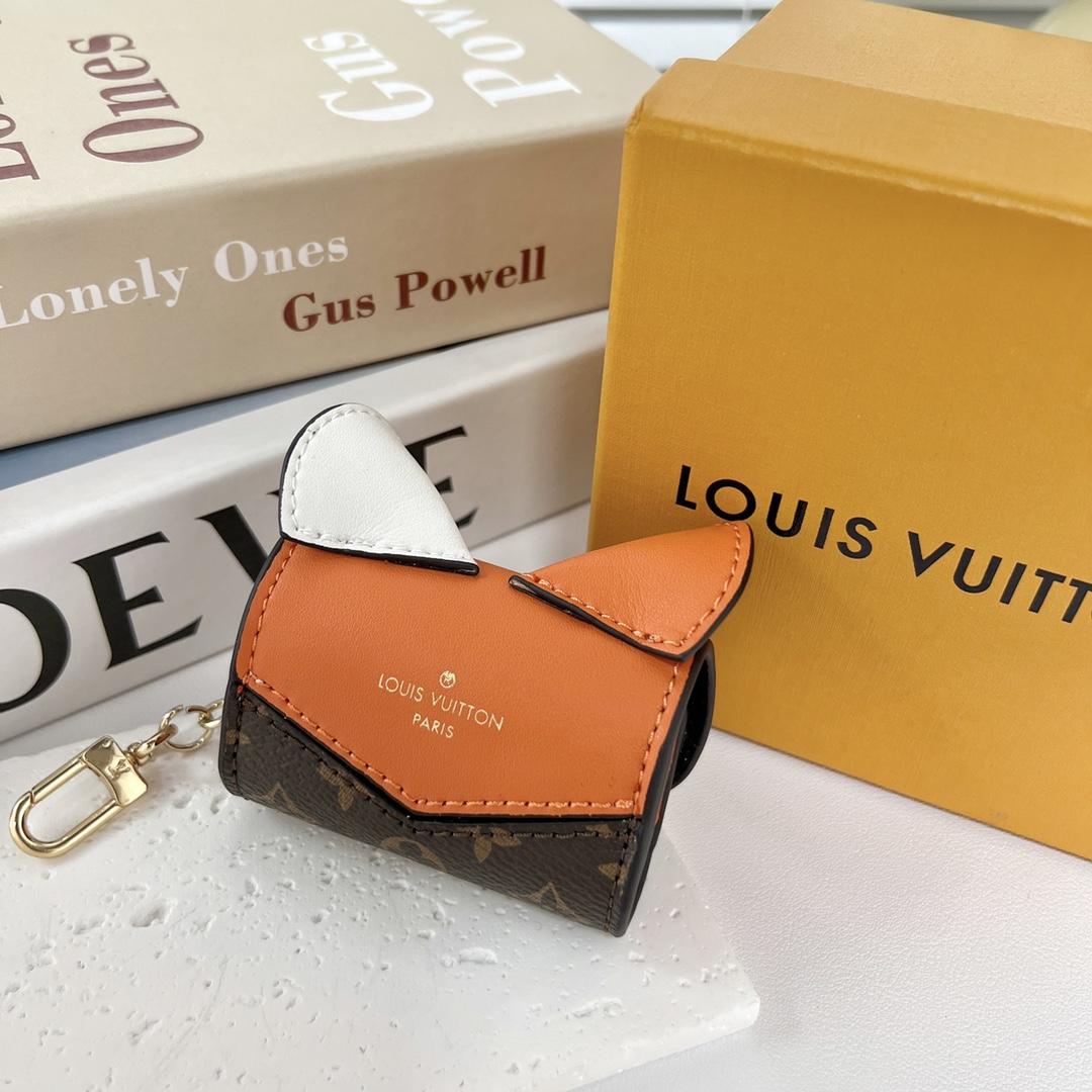 Louis Vuitton Cat Earpods Case    GI0862 - DopestKickz