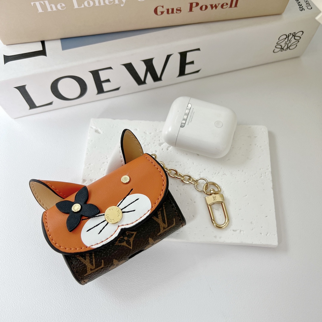 Louis Vuitton Cat Earpods Case    GI0862 - DopestKickz