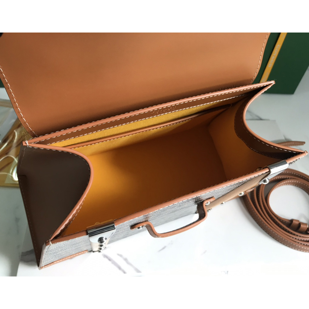 Goyard Saïgon PM Bag - DopestKickz