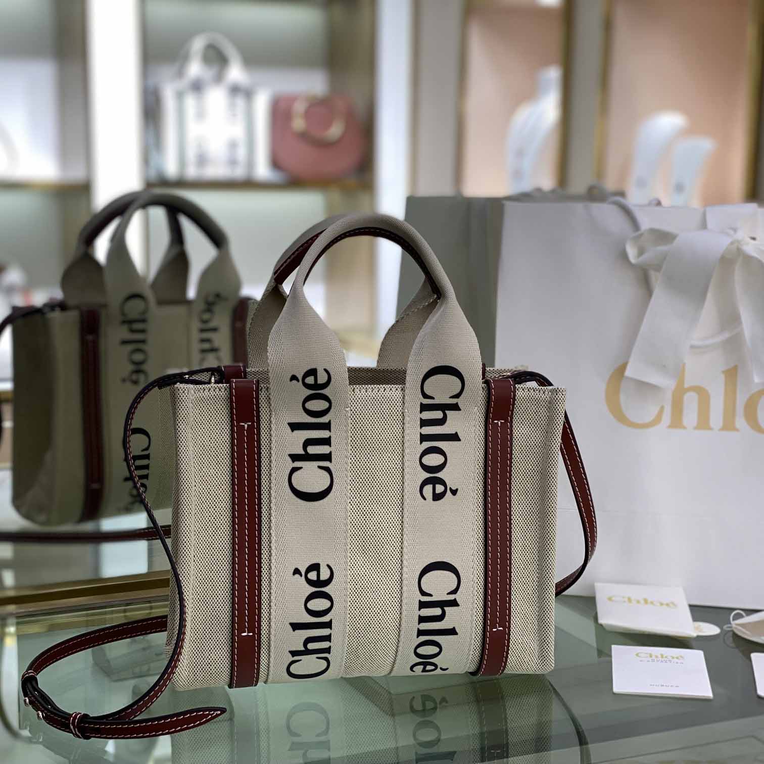Chloe Small Woody Tote Bag - DopestKickz