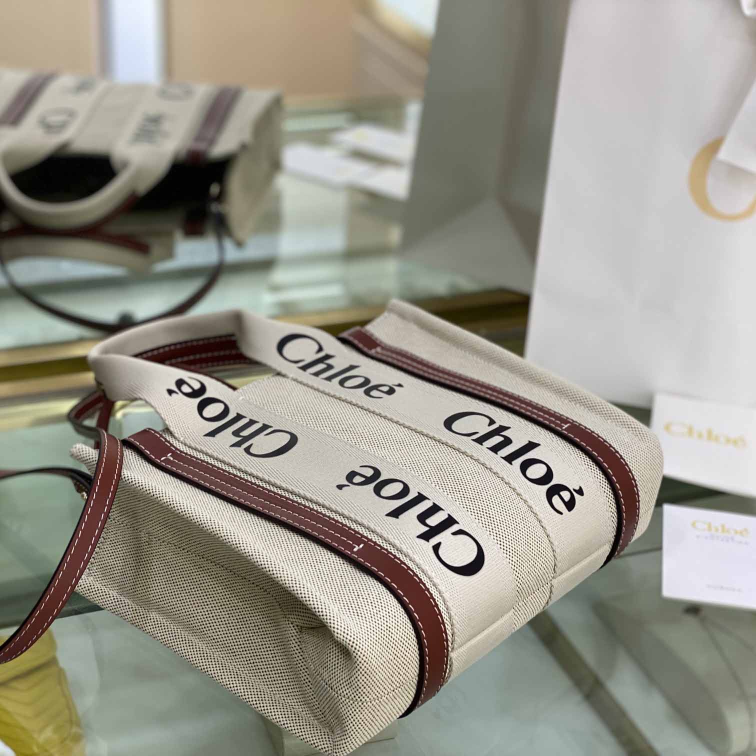 Chloe Small Woody Tote Bag - DopestKickz