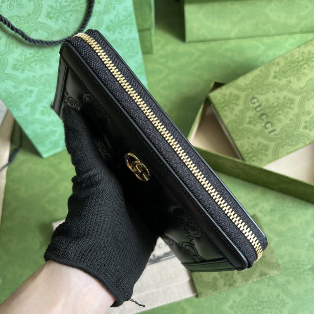 Gucci GG Matelasse Zip-around Wallet - DopestKickz