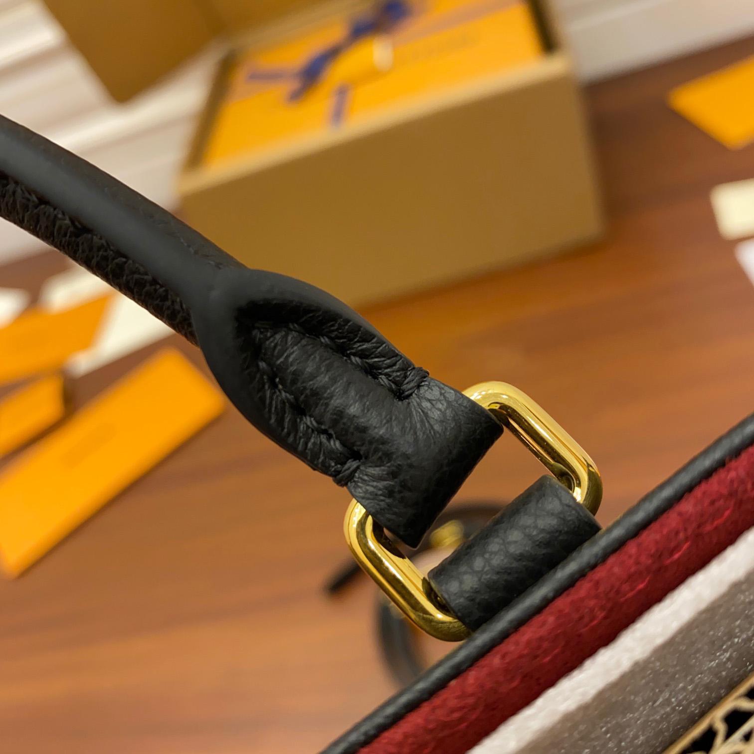 Louis Vuitton OnTheGo PM     M45659 - DopestKickz