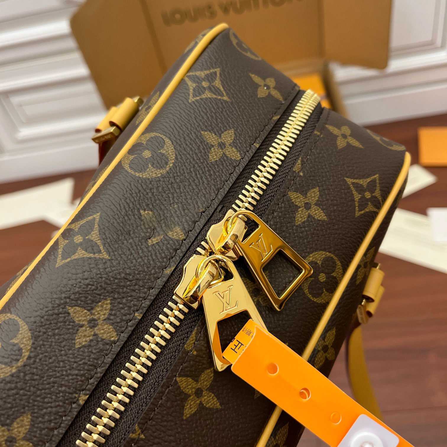 Louis Vuitton Cité    M46321 - DopestKickz