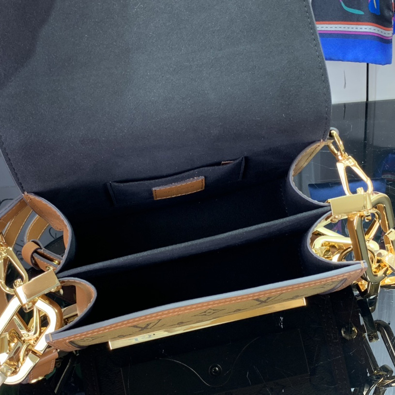 Louis Vuitton Mini Dauphine Lock XL      M46537 - DopestKickz