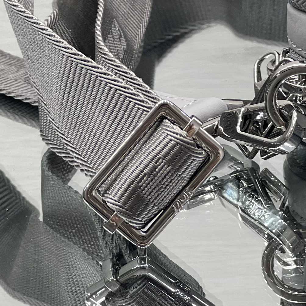 Dior Pouch With Strap - DopestKickz