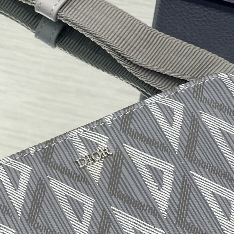 Dior Pouch With Strap - DopestKickz