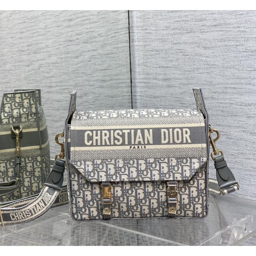 Dior Medium Diorcamp Bag  - DopestKickz