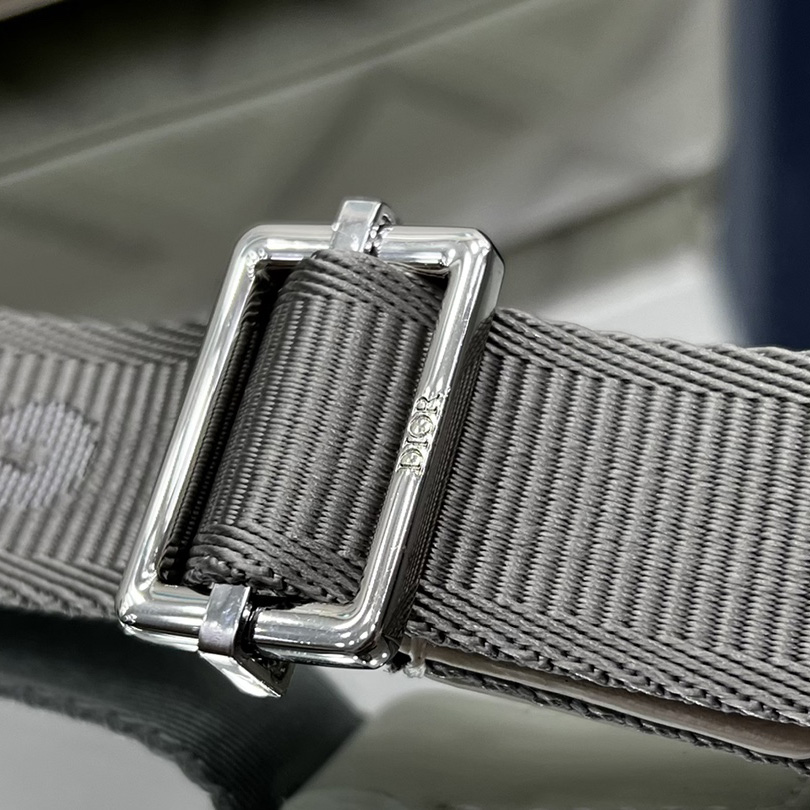 Dior Pouch With Strap - DopestKickz