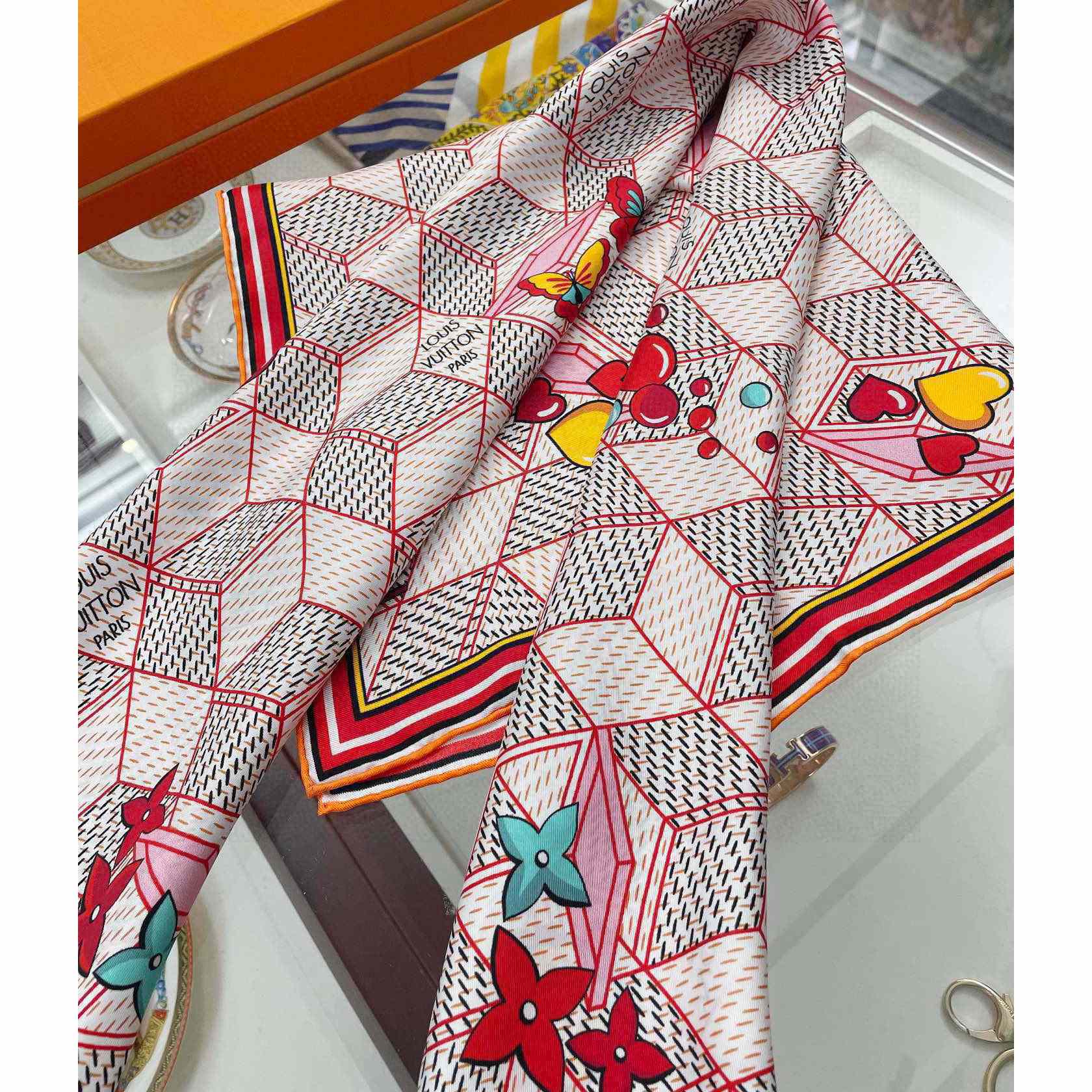 Louis Vuitton Damier Pop Up Square     M77668 - DopestKickz