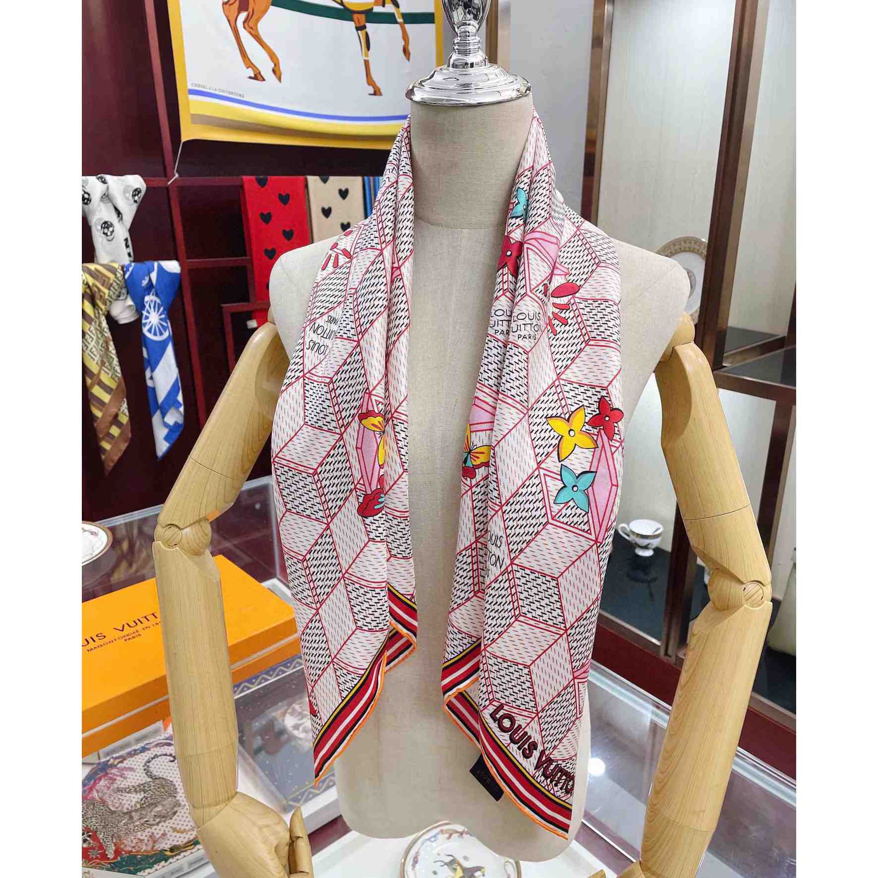 Louis Vuitton Damier Pop Up Square     M77668 - DopestKickz