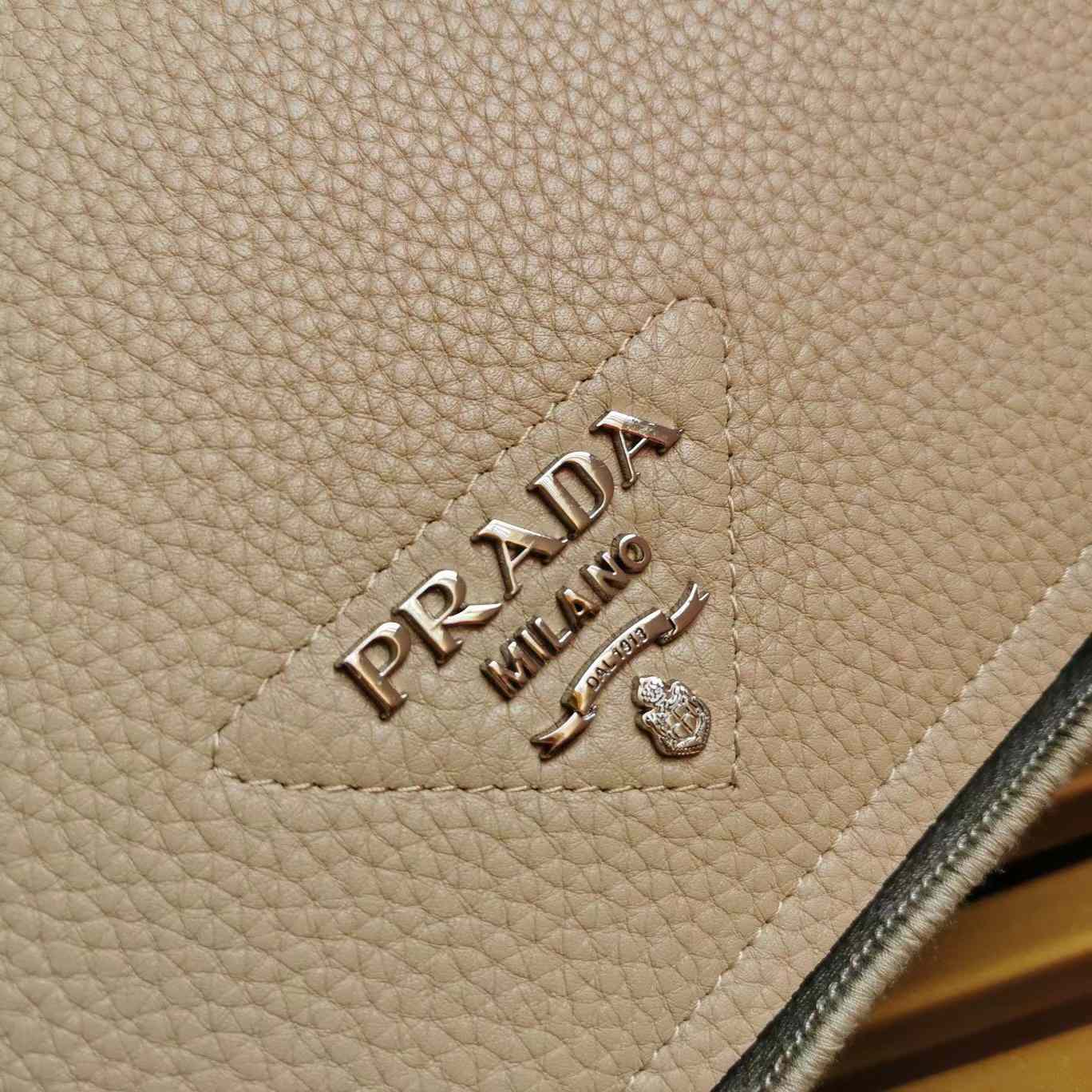 Prada Medium Leather Bag - DopestKickz