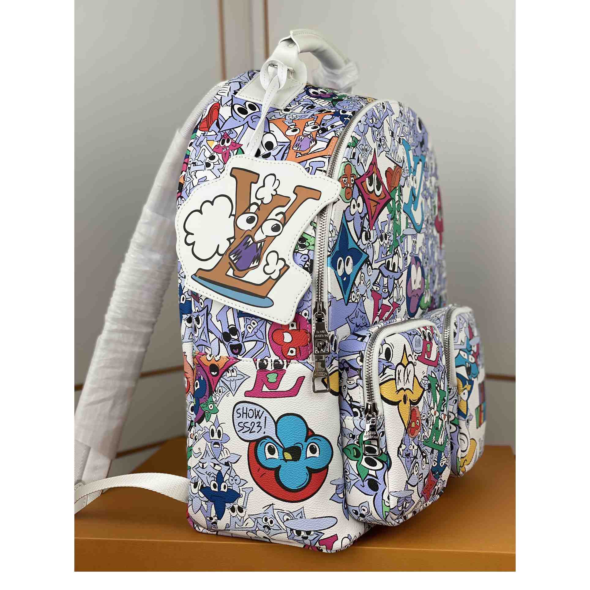 Louis Vuitton Backpack Multipocket(30-40-15.5cm)     M21846 - DopestKickz