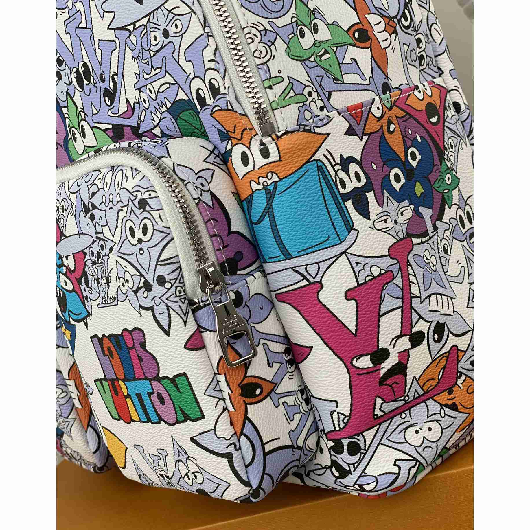 Louis Vuitton Backpack Multipocket(30-40-15.5cm)     M21846 - DopestKickz