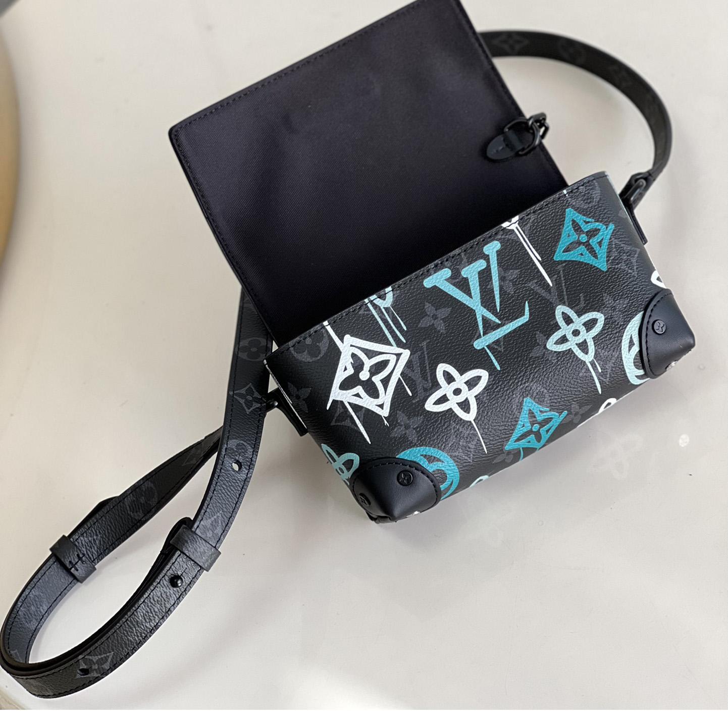 Louis Vuitton Steamer Wearable Wallet     m81852  - DopestKickz