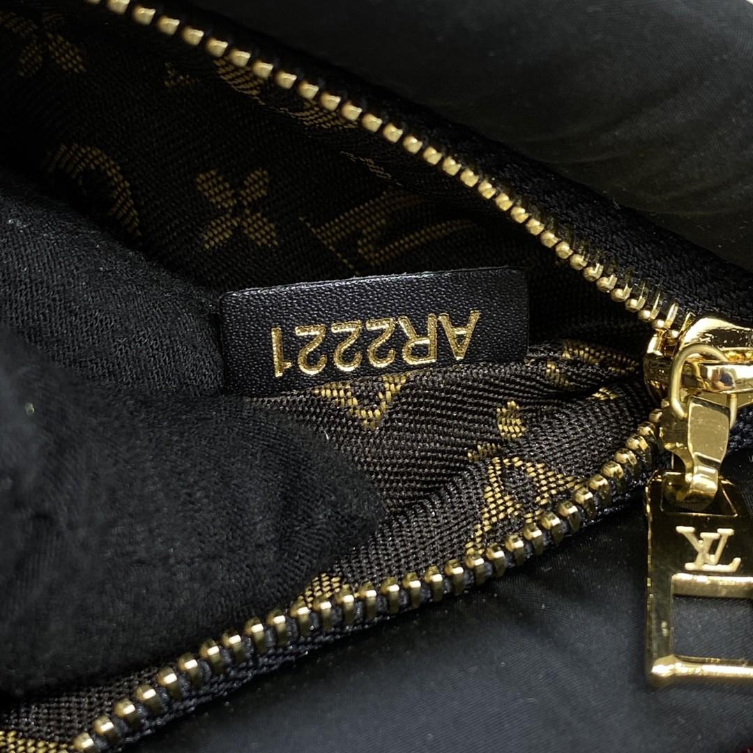 Louis Vuitton Maxi Multi Pochette Accessories(24*13.5*4cm)    M58980 - DopestKickz