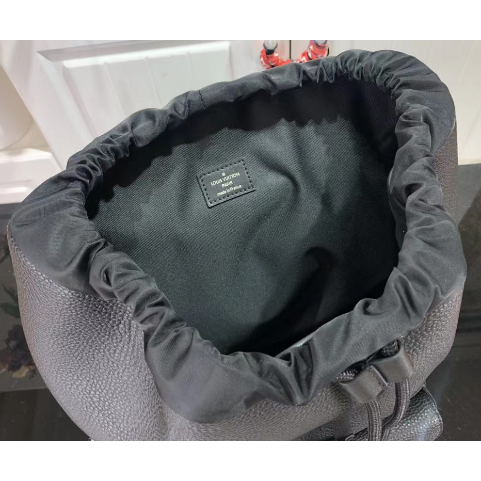 Louis Vuitton Christopher Slim Backpack (30-42-17cm)      M58644 - DopestKickz