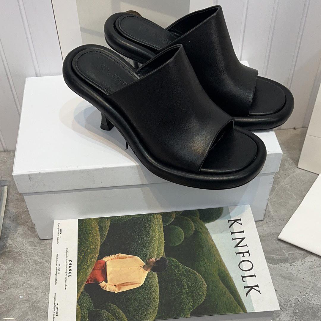Jw Anderson Bumper-Tube Leather Mules - DopestKickz
