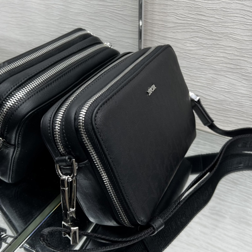 Dior Pouch with Strap - DopestKickz