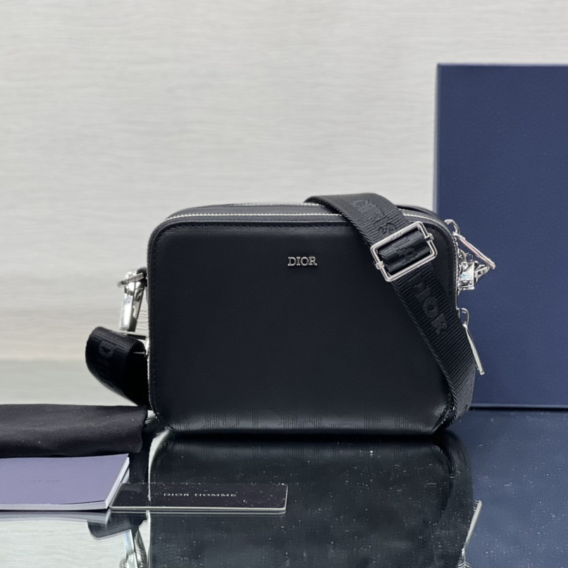 Dior Pouch with Strap - DopestKickz