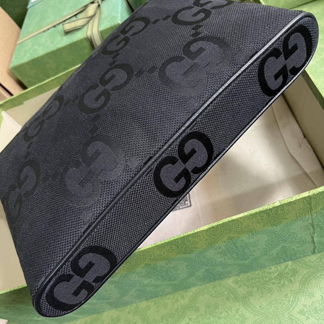 Gucci Jumbo GG Medium Messenger Bag - DopestKickz