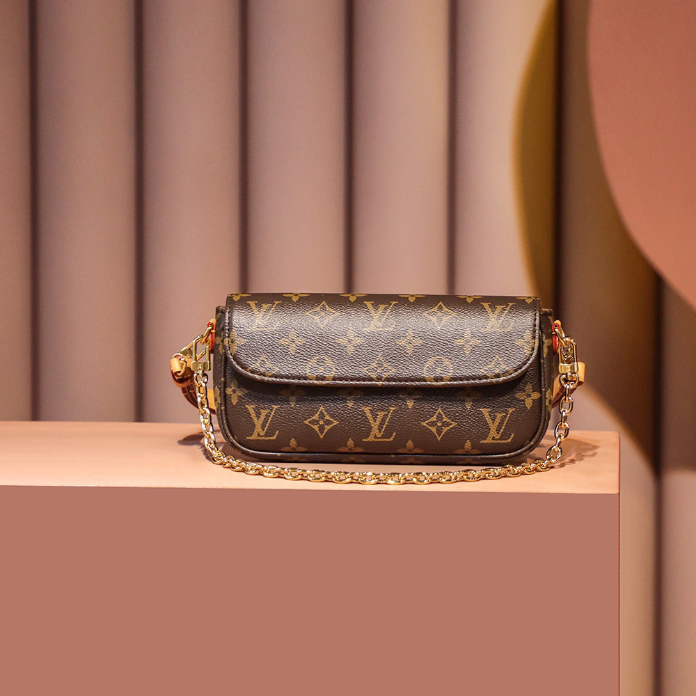 Louis Vuitton Wallet on Chain Ivy(23.5*12*4.3cm)     M81911 - DopestKickz