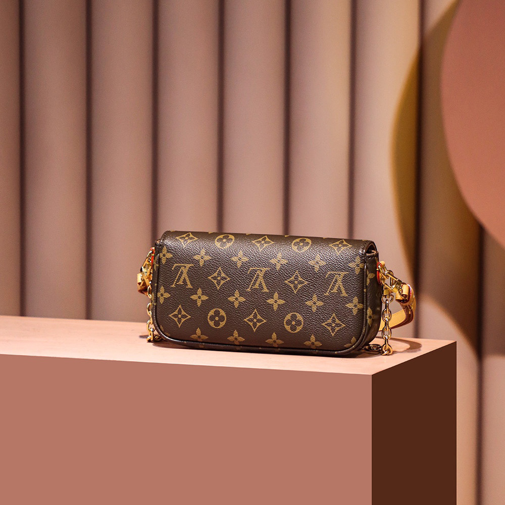 Louis Vuitton Wallet on Chain Ivy(23.5*12*4.3cm)     M81911 - DopestKickz