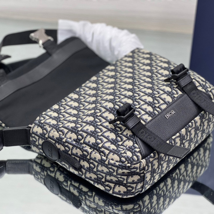 Dior Explorer Messenger Bag - DopestKickz